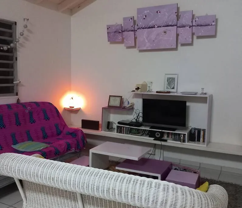 Homestay Villa Klendenden Saint-Francois